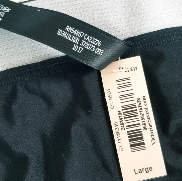 Victoria's Secret Vintage Balmain-Paris Fashionshow Panty with Crystal Elements - Picture 7 of 13